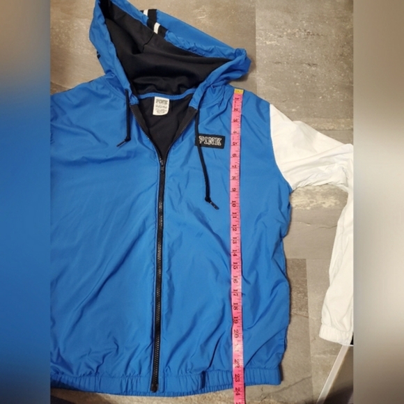 PINK Victoria's Secret Lightweight Jacket. Blue, White, Black. Oversized XS-S. - Picture 10 of 11